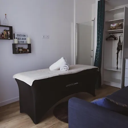 بيت للعطل Le Palais Secret 66 *